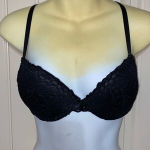 4/$10 item🤑 Padded 34B lace bra in black